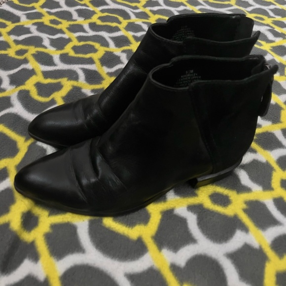 Nine West Shoes - NINE WEST leather. Never used it but it was the last pair or the display pair